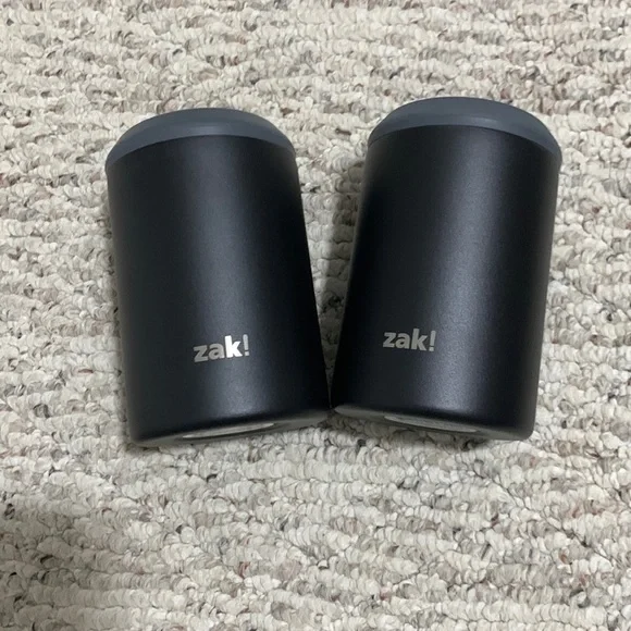 Set of 2 coozies - Picture 1 of 3